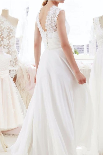 Wedding dress Atelier Emelia Altea back